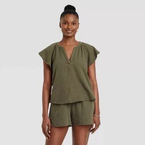 Universal Thread Olive Green Set